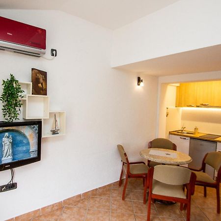 Guest House Jedro Петровац Экстерьер фото
