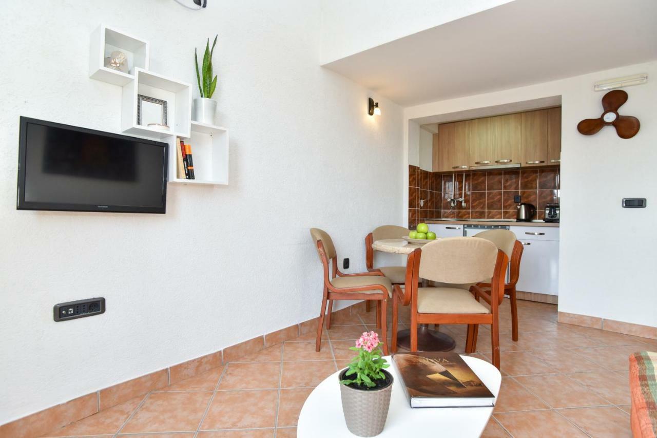 Guest House Jedro Петровац Экстерьер фото